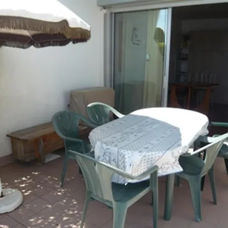 Appartamento Climatisé, Terrasse Et Jardin Privatif, 4 Couchages, Proche Et Commerces - Fr-1-731-65 Le Grau-du-Roi